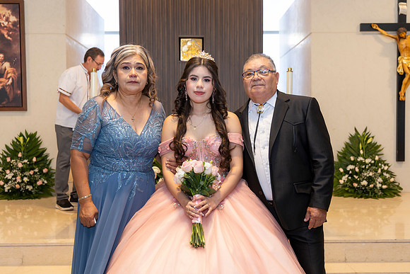 01 AGO 26 #8460 MARIBEL ESQUIVEL _D8A0206