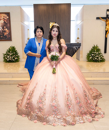01 AGO 26 #8460 MARIBEL ESQUIVEL _D8A0211