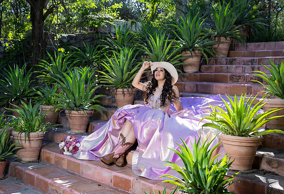14-04-25 #8208 ERIKA PATRICIA BRIONES _CTR1675