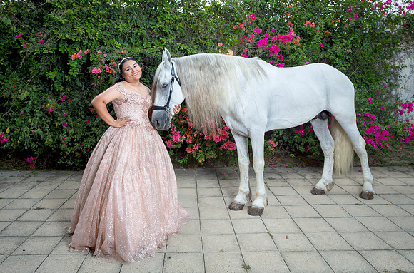 #8545 ISABEL DE LA O MORELOS_XV FORMAL_EYL_CASA RETRATO_BRYAN-3981