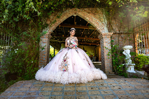 #8606 RAMONA ZUÑIGA RAMIREZ_XV FORMAL_VIÑEDO GARZA_BRYAN-8656