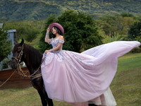 #2732 ANDREA ESPINOZA-  XV REGINA