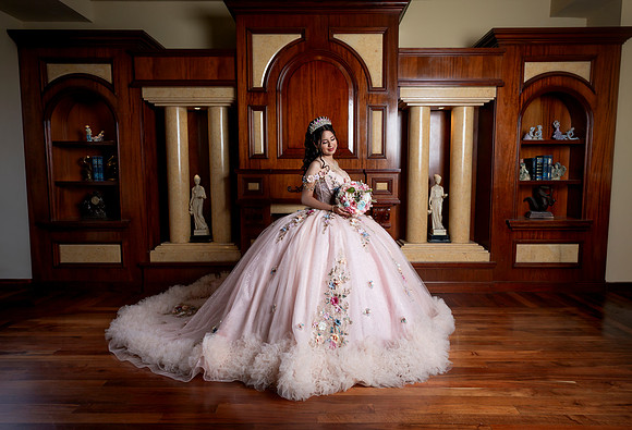 #8606 RAMONA ZUÑIGA RAMIREZ_XV FORMAL_VIÑEDO GARZA_BRYAN-8542
