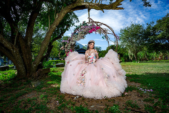 #8606 RAMONA ZUÑIGA RAMIREZ_XV FORMAL_VIÑEDO GARZA_BRYAN-8799