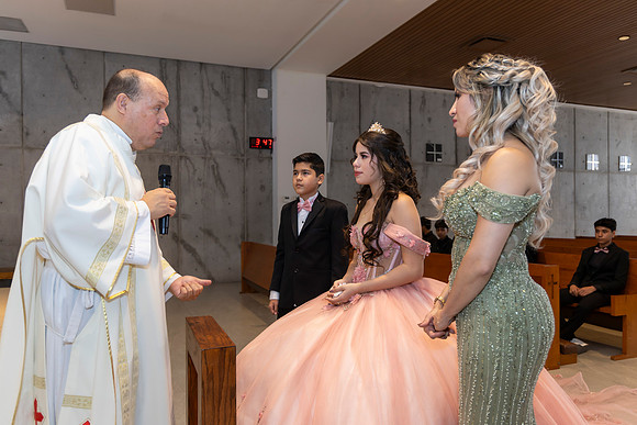 01 AGO 26 #8460 MARIBEL ESQUIVEL _D8A0077