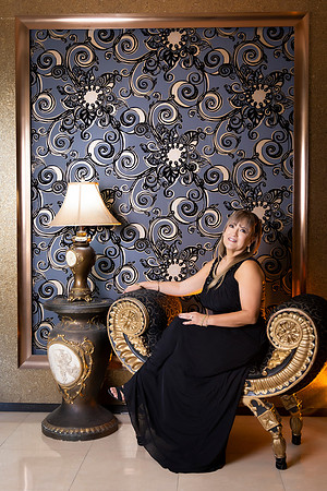#12619 ADRIANA GARZA - 8702