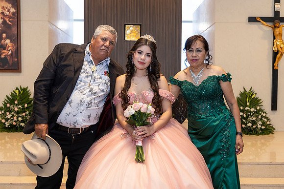 01 AGO 26 #8460 MARIBEL ESQUIVEL _D8A0188