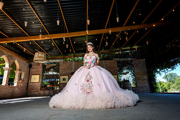 #8606 RAMONA ZUÑIGA RAMIREZ_XV FORMAL_VIÑEDO GARZA_BRYAN-8680