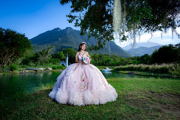 #8606 RAMONA ZUÑIGA RAMIREZ_XV FORMAL_VIÑEDO GARZA_BRYAN-8917