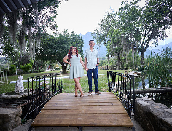 #8427 ANGEL DE JESUS MENDOZA VILLA CASUAL PAQ. ROMANCE CALICANTRE JENNY_W8A9265