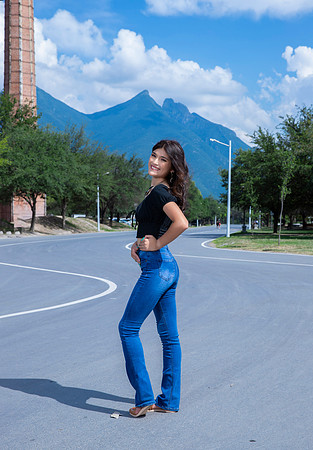 #3901 MARENA DIAZ -1401