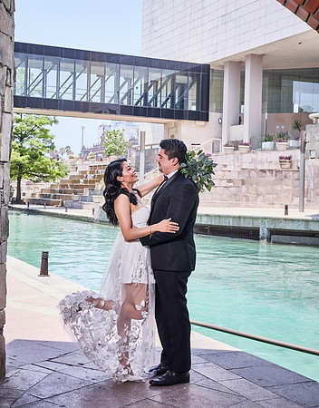 #8360 ERIK DANTH GARZA PAQ. ROMANCE _W8A2995 1