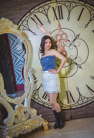 7978 EVELYN TORRES MORENO -8930