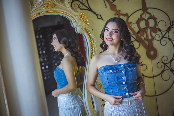 7978 EVELYN TORRES MORENO -8941