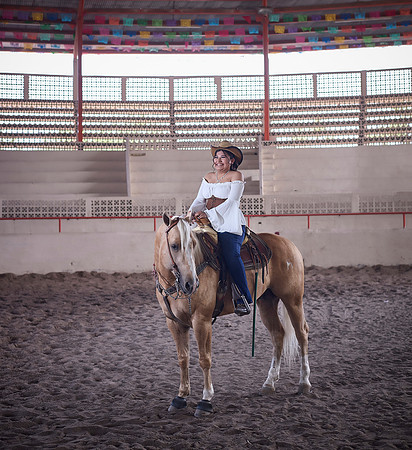 #1121 BRENDA JANETH LOCACION SESION DE SENDERO JENNY_W8A6637