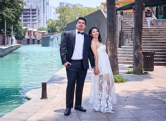 #8360 ERIK DANTH GARZA PAQ. ROMANCE _W8A3043 1
