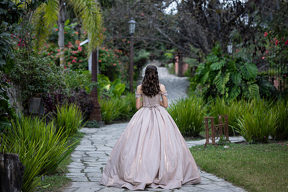 CONTRAPORTADA 18-12-24 #8066 ROSA ISELA RDZ _CTR0561