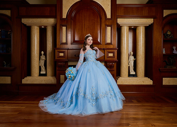 #8280 KENIA TREVIÑO PAQ. SWEET 19