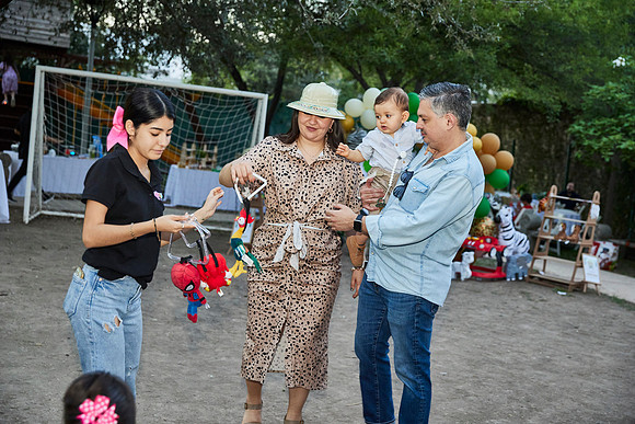 _GBY7271     28 OCTUBRE 2023 - PIÑATA