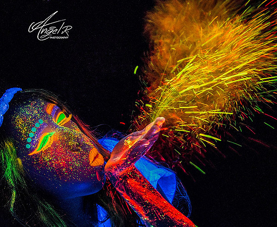 neon 4