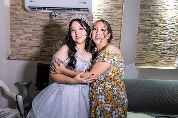 17-05-25 #8312 SOFIA LLAMAS_CTR0015