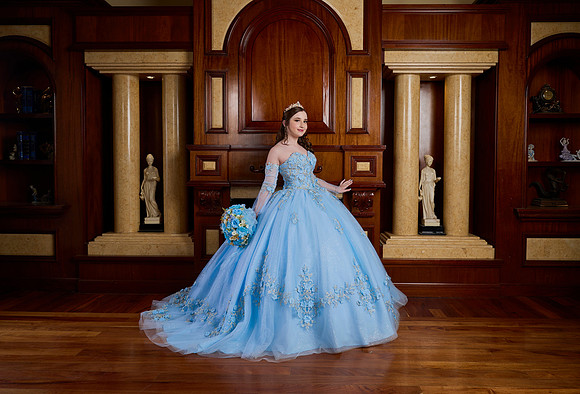#8280 KENIA TREVIÑO PAQ. SWEET 15