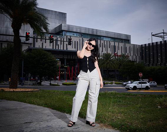 #8377 ENRIQUE ESQUIVEL CASUAL FASHION DRIVE_W8A8452