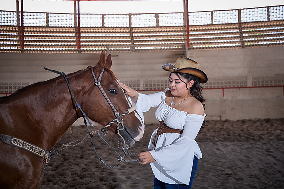 #1121 BRENDA JANETH LOCACION SESION DE SENDERO JENNY_W8A6700