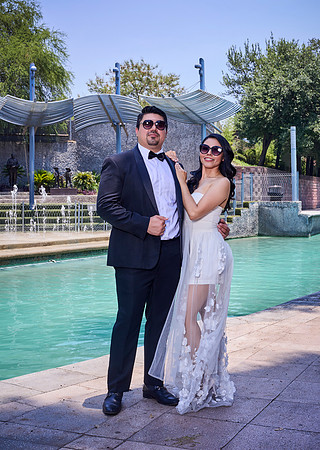 #8360 ERIK DANTH GARZA PAQ. ROMANCE _W8A3050 1