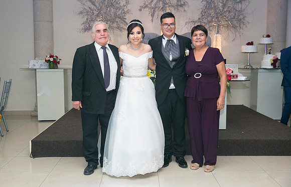 BRENDA Y HECTOR-3213
