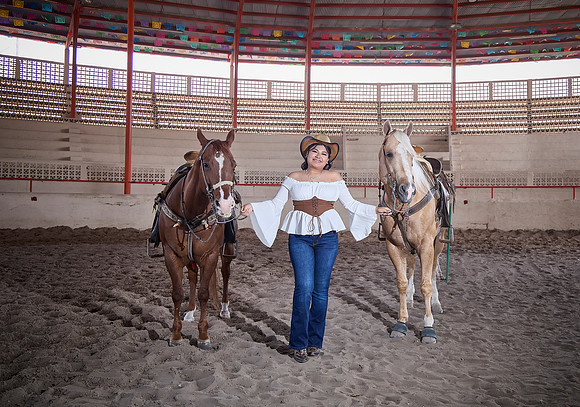 #1121 BRENDA JANETH LOCACION SESION DE SENDERO JENNY_W8A6692