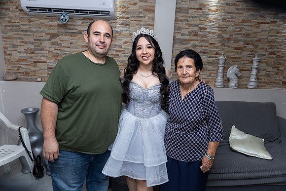 17-05-25 #8312 SOFIA LLAMAS_CTR0025
