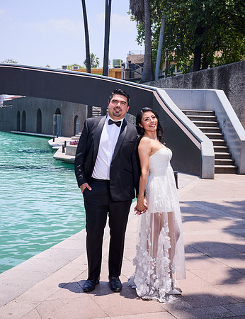 #8360 ERIK DANTH GARZA PAQ. ROMANCE _W8A3035 1