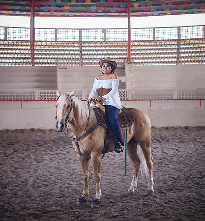 #1121 BRENDA JANETH LOCACION SESION DE SENDERO JENNY_W8A6638