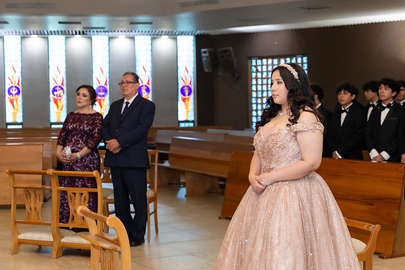 #5846 BRENDA ELIZABETH GARCIA MATA XV VALERIA- JORGE-0611