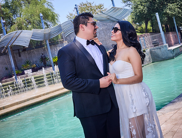 #8360 ERIK DANTH GARZA PAQ. ROMANCE _W8A3056 1