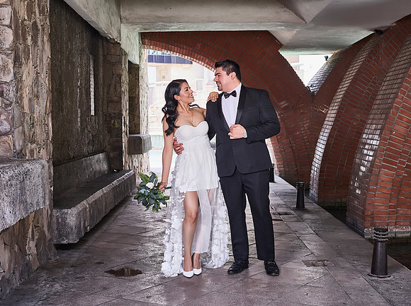 #8360 ERIK DANTH GARZA PAQ. ROMANCE _W8A2981 1