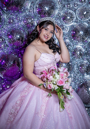 17-12-24 #12187 LAURA RDZ _CTR0332