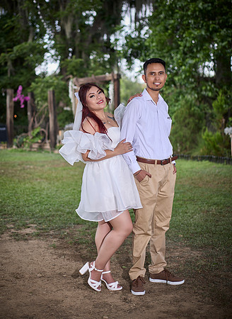 #8427 ANGEL DE JESUS MENDOZA VILLA CASUAL PAQ. ROMANCE CALICANTRE JENNY_W8A9490