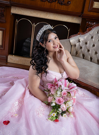 17-12-24 #12187 LAURA RDZ _CTR0278