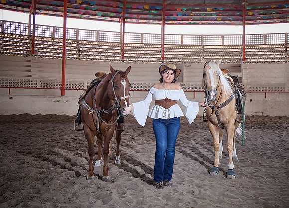 #1121 BRENDA JANETH LOCACION SESION DE SENDERO JENNY_W8A6693