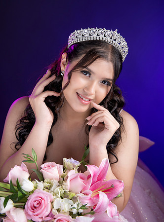 17-12-24 #12187 LAURA RDZ _CTR0246