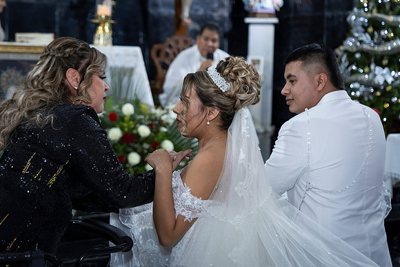 20-12-24 #2644 NANCY MTZ _CTR0369