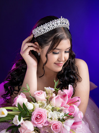 17-12-24 #12187 LAURA RDZ _CTR0250