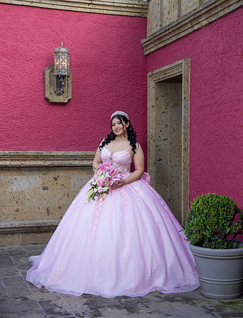 17-12-24 #12187 LAURA RDZ _CTR0342