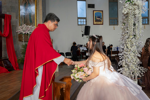 #2452 12 ABRIL 25 -0851