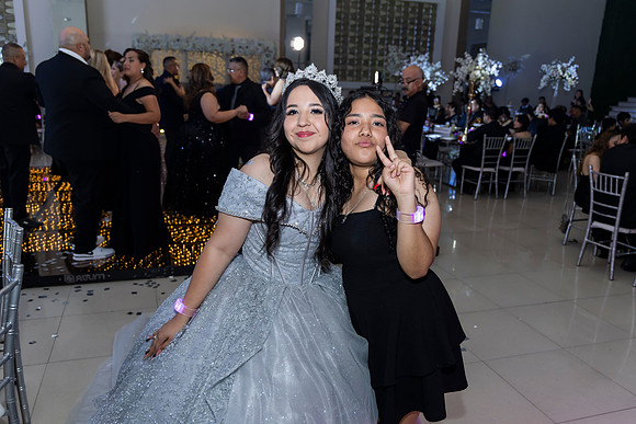 17-05-25 #8312 SOFIA LLAMAS_CTR0359