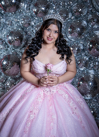 17-12-24 #12187 LAURA RDZ _CTR0310