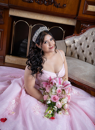 17-12-24 #12187 LAURA RDZ _CTR0277