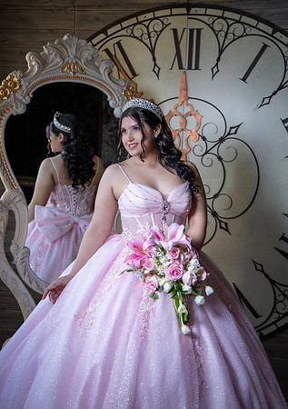 17-12-24 #12187 LAURA RDZ _CTR0307